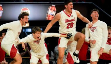 College basketball down to three unbeaten teams: Here's when they'll lose