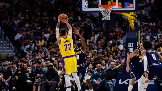 Lakers steal win in Denver behind second-half surge, Luka Dončič triple-double