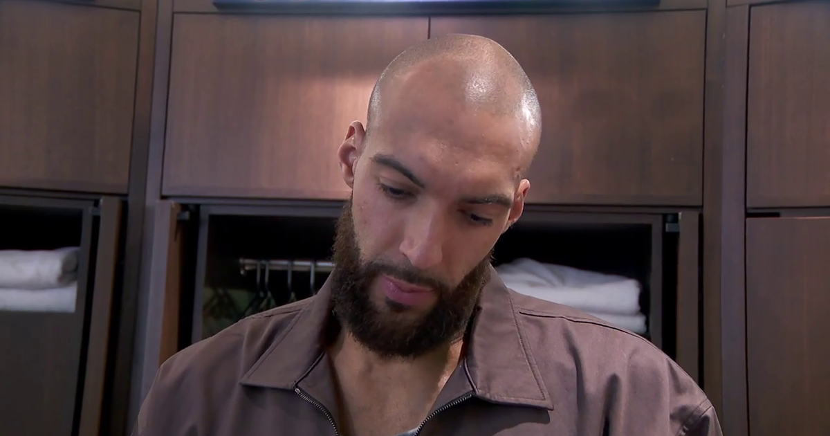 Suspended Rudy Gobert jokes he’ll live-tweet Timberwolves game at Bucks