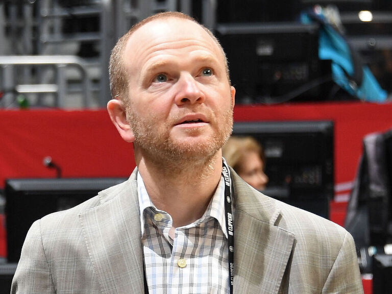 Report: Clippers sign president Frank to 4-year extension