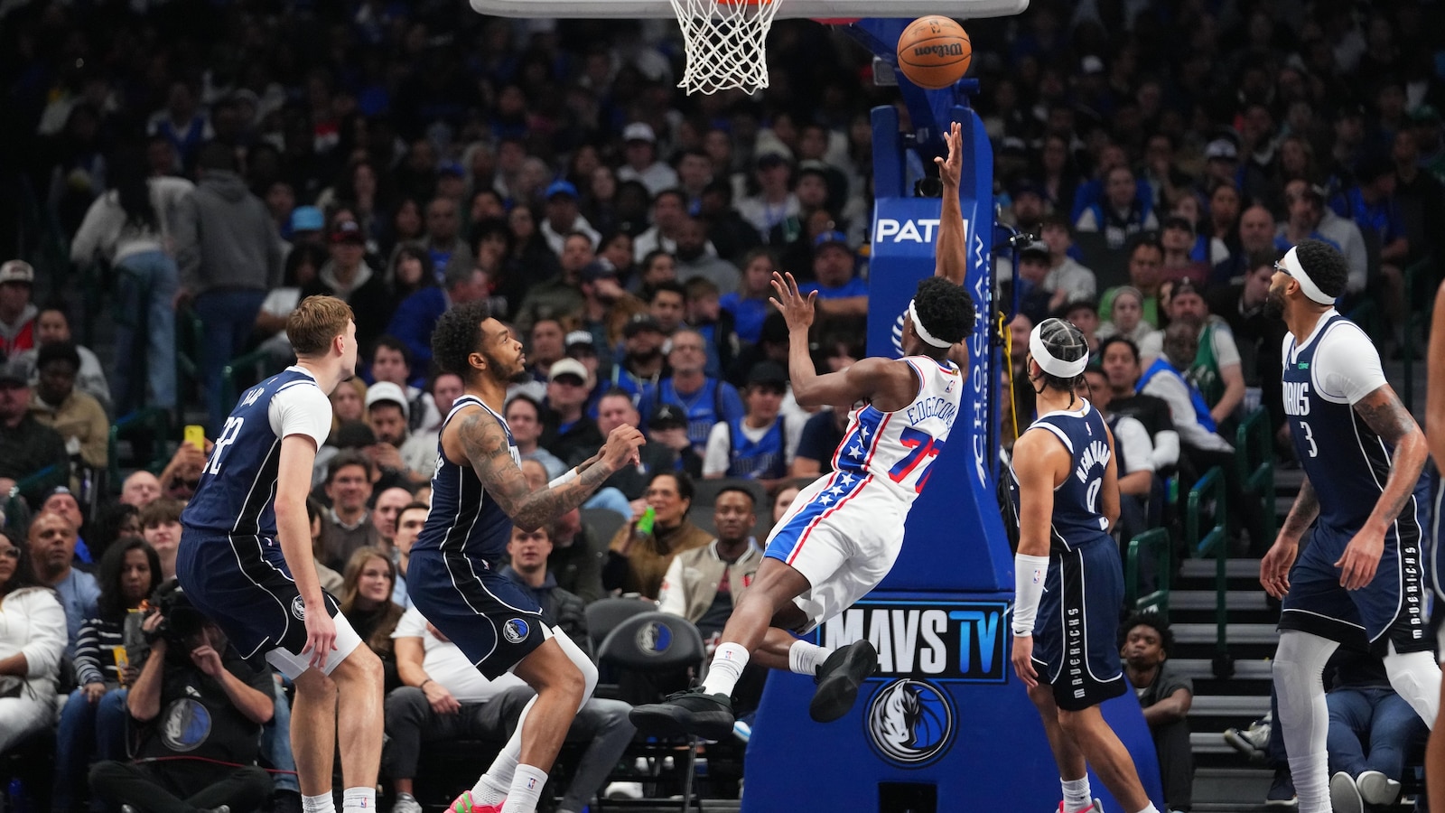 Tyrese Maxey scores 34 in strong all-around showing as 76ers beat Mavs 123-108