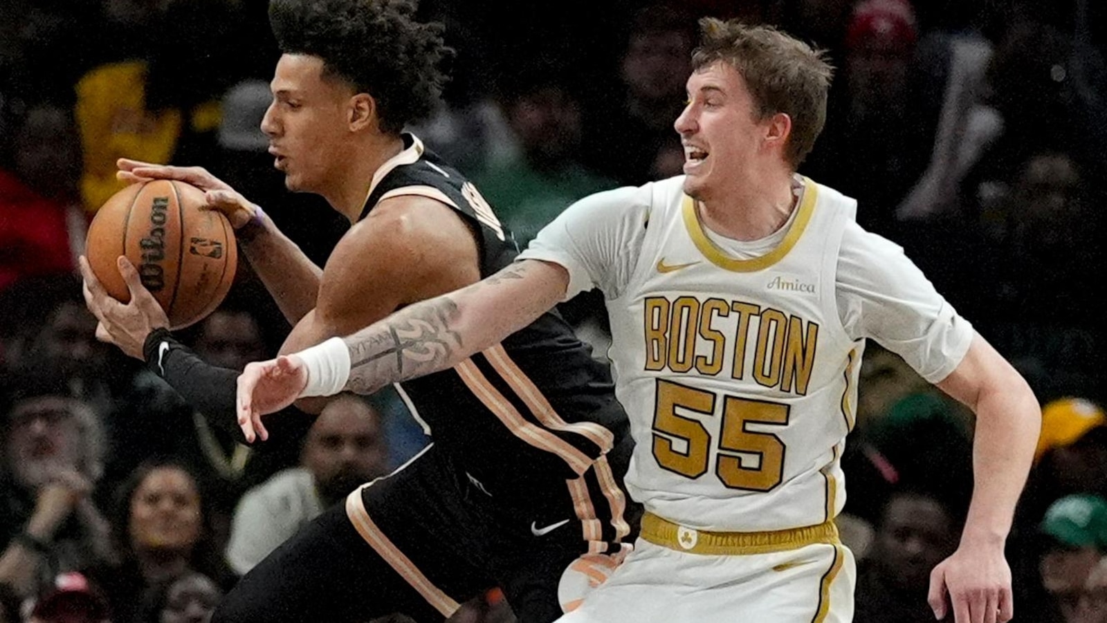 Jaylen Brown scores 41 points and the Celtics blow out the Hawks 132-106