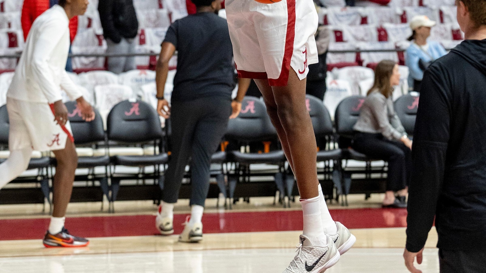 Charles Bediako makes quick impact for No. 17 Alabama in his return to college basketball