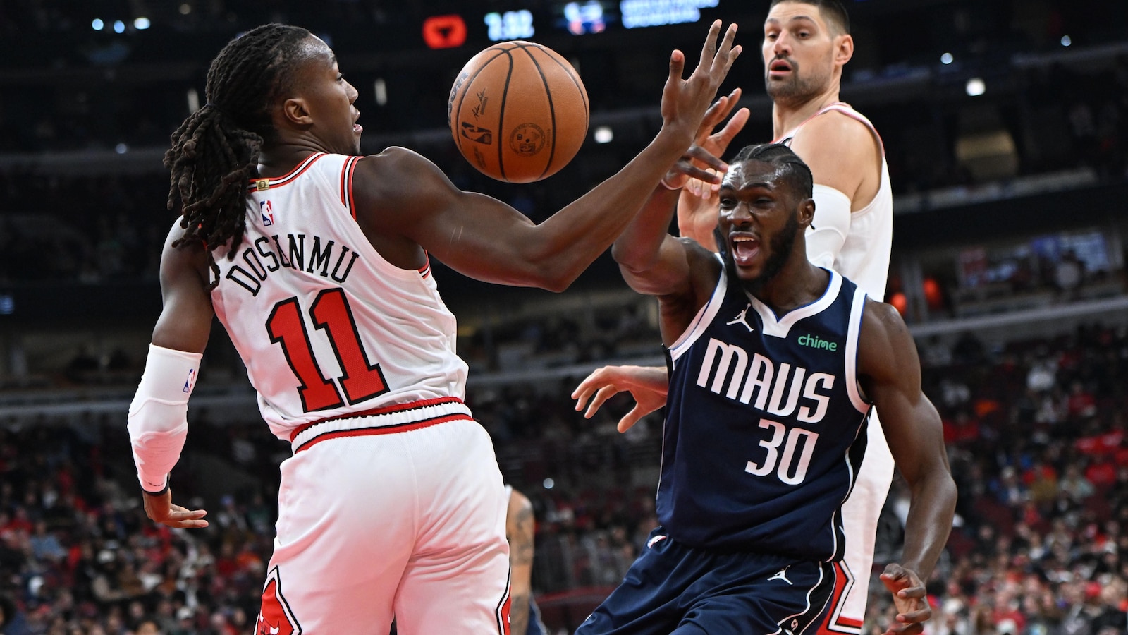 Bulls beat Mavericks 125-107 after Kidd is ejected in the first quarter