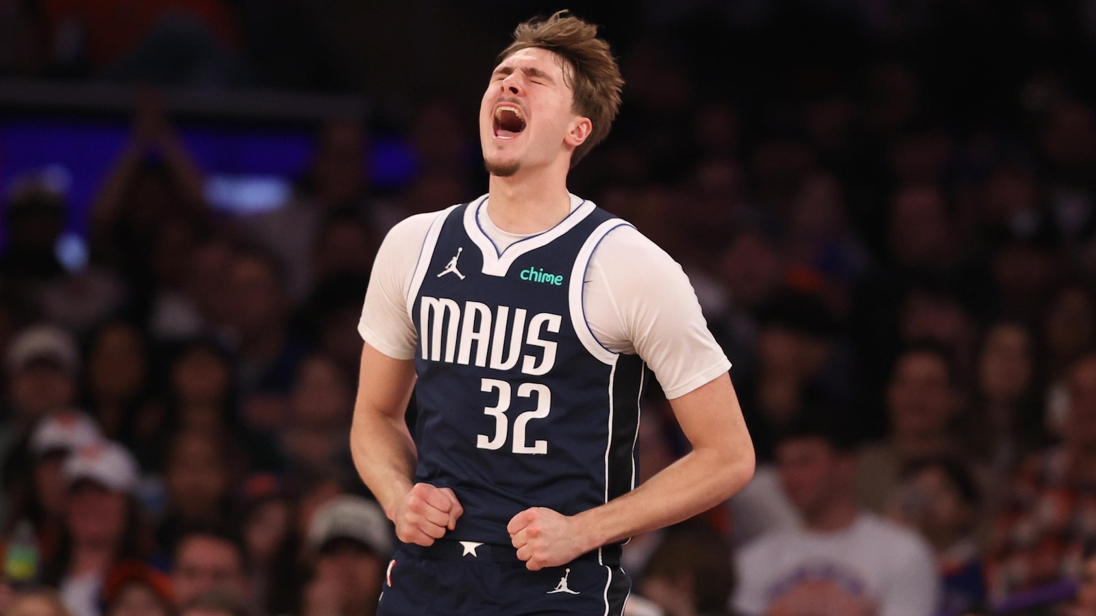 Cooper Flagg returns to help Mavericks blow out Knicks as boos rain down at Madison Square Garden