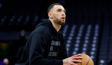 Zach LaVine warming up for the Kings