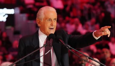 Miami Heat president Pat Riley addresses the crowd during the Pat Riley Court dedication ceremony at halftime at Kaseya Center on October 23, 2024.