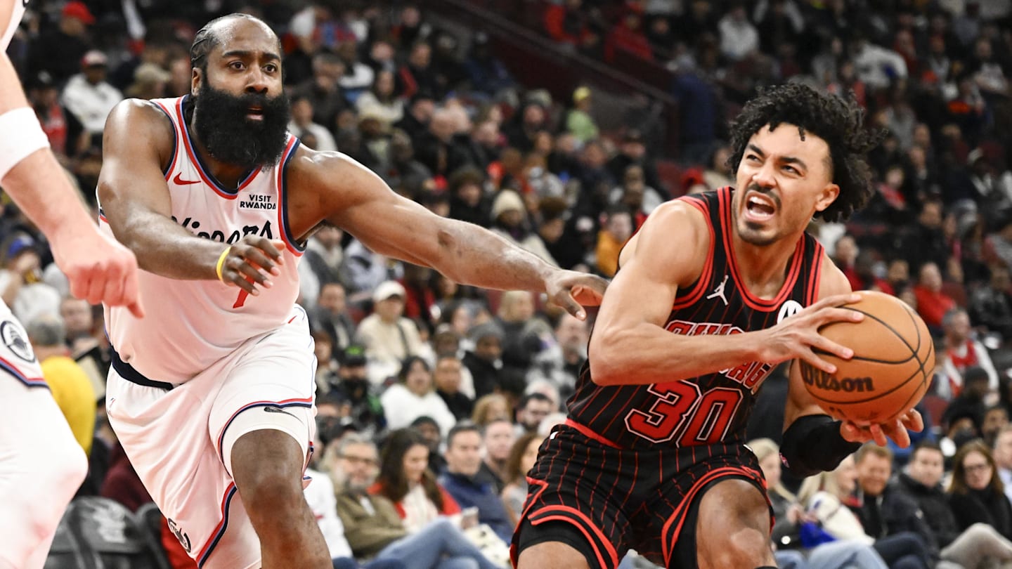 Clippers Can Find Ideal Trade Target in Bulls' Crowded Guard Rotation