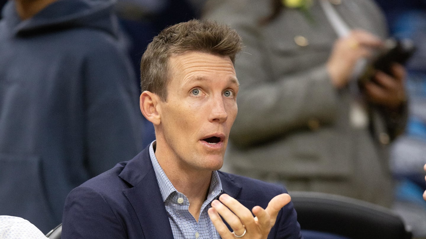 Making Sense of Dunleavy's Exchange with Reporter Regarding Giannis-Dray Rumors