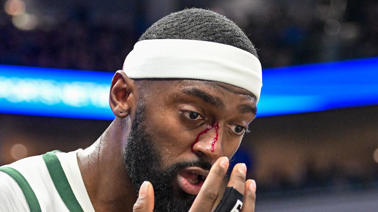 Milwaukee Bucks forward Bobby Portis (9) reacts after getting a cut on his nose after a foul in the fourth quarter against the Utah Jazz at Fiserv Forum on November 7, 2024.