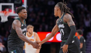 Ayo Dosunmu Fits in Brilliantly, Wolves Blast Hawks in NAW's Return