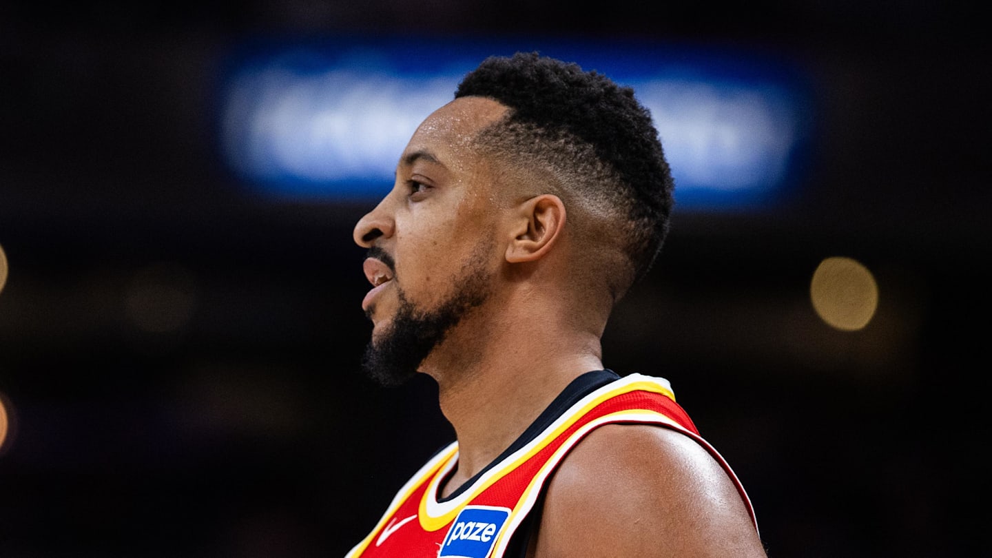 CJ McCollum in the first half against the Indiana Pacers at Gainbridge Fieldhouse.