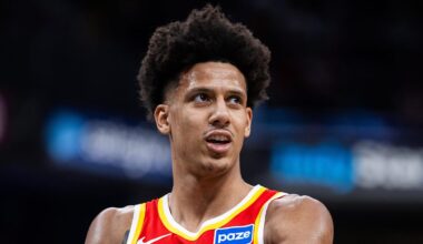 Jalen Johnson (1) in the first half against the Indiana Pacers at Gainbridge Fieldhouse