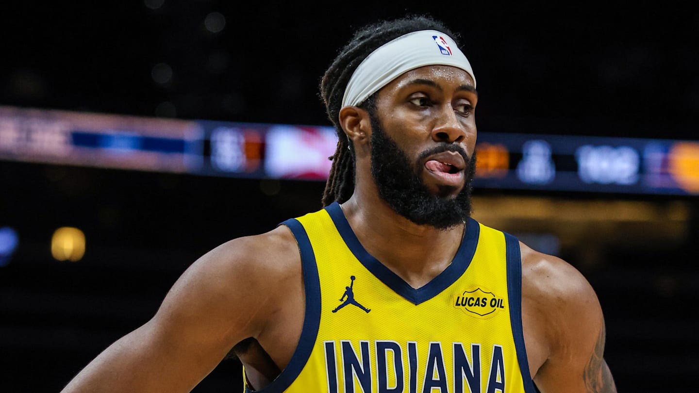 Former Indiana Pacers forward Isaiah Jackson (22) during the game against the Atlanta Hawks during the fourth quarter at State Farm Arena.