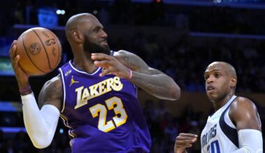 3 Overreactions as Mavericks Lose 9th Straight, Lakers' LeBron James Drops Triple-Double