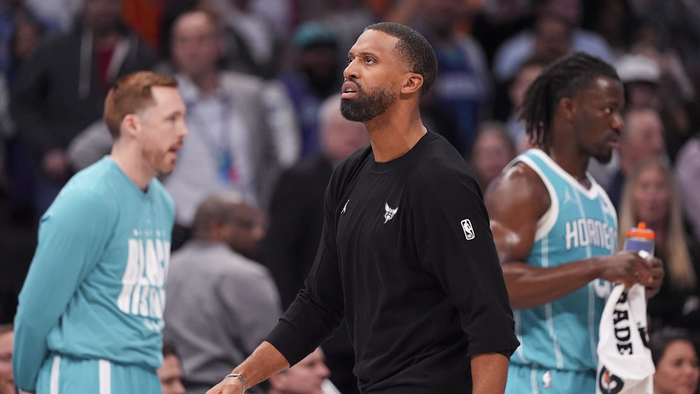 How has the Charlotte Hornets' Head Coach Performed?