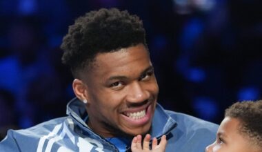 Feb 15, 2026; Inglewood, California, USA; eam World forward Giannis Antetokounmpo (34): Kirby Lee-Imagn Images