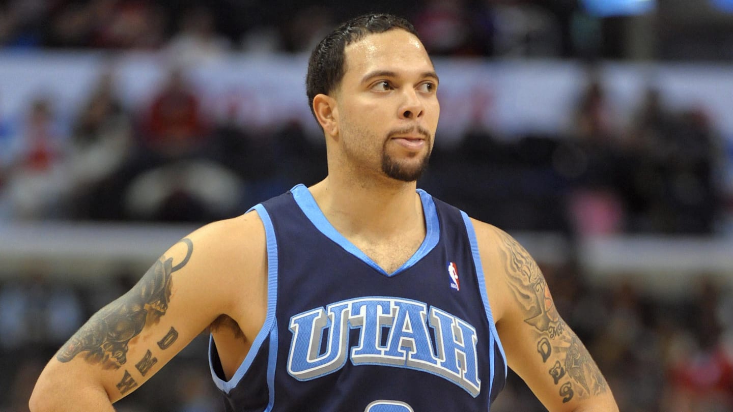 Feb 9, 2010; Los Angeles, CA, USA; Utah Jazz guard Deron Williams (8) during the game against the Los Angeles Clippers at the Staples Center. The Jazz defeated the Clippers 109-99. Mandatory Credit: Kirby Lee/Image of Sport-Imagn Images