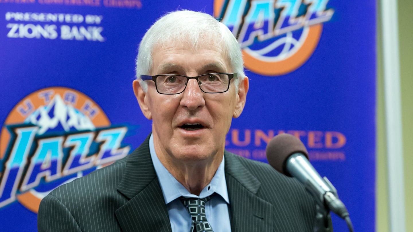 Mar 22, 2017; Salt Lake City, UT, USA; Former Utah Jazz head coach Jerry Sloan talks with the media as part of a celebration of the 20th anniversary of the franchise  s first Western Conference Championship prior to the game against the New York Knicks at Vivint Smart Home Arena. Mandatory Credit: Russ Isabella-Imagn Images