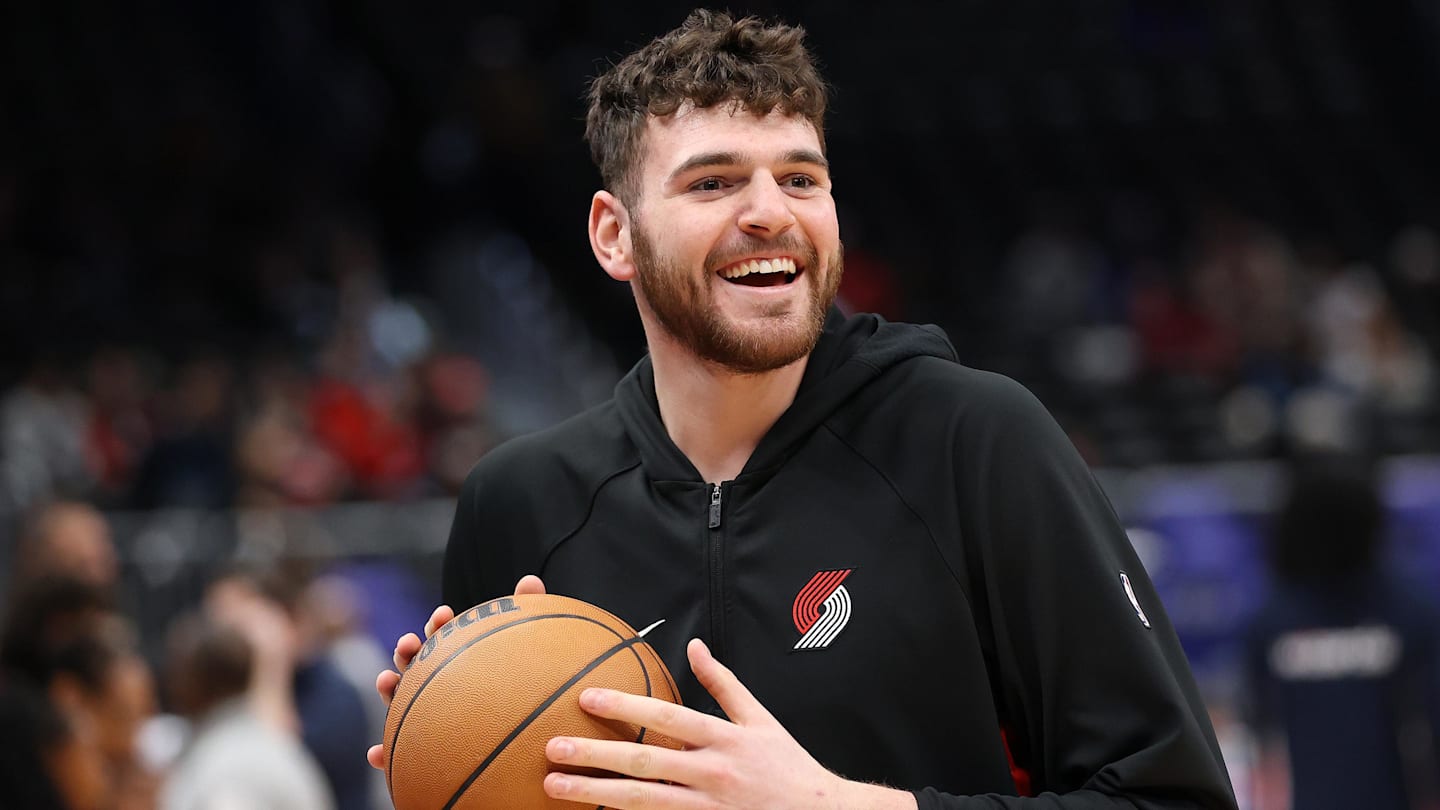 Jan 27, 2026; Washington, District of Columbia, USA; Portland Trail Blazers center Donovan Clingan (23. Mandatory Credit: Daniel Kucin Jr.-Imagn Images