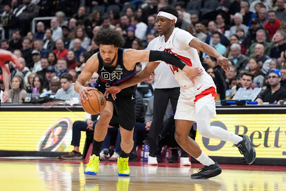 <p>Detroit Pistons guard Cade Cunningham drives to the net against Toronto Raptors guard Ja’Kobe Walter. Mandatory Credit: John E. Sokolowski-Imagn Images</p>
