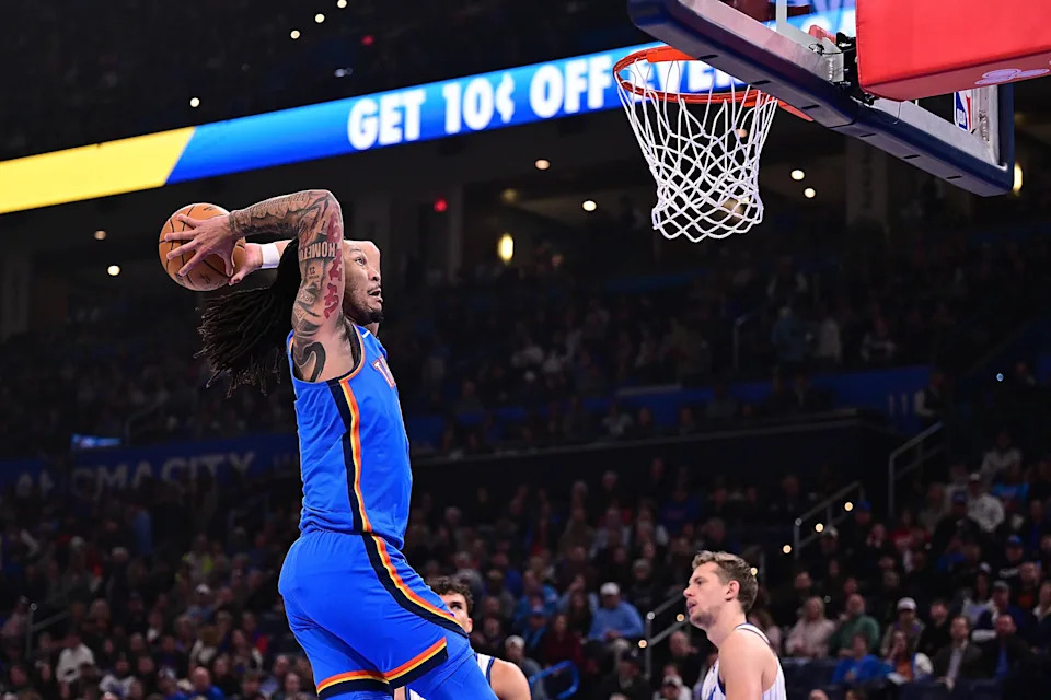 OKLAHOMA CITY, OKLAHOMA - FEBRUARY 3: Jaylin Williams #6 of the Oklahoma City Thunder goes up for a dunk during the first half against the Orlando Magic at Paycom Center on February 3, 2026 in Oklahoma City, Oklahoma. NOTE TO USER: User expressly acknowledges and agrees that, by downloading and or using this photograph, User is consenting to the terms and conditions of the Getty Images License Agreement. (Photo by Joshua Gateley/Getty Images)