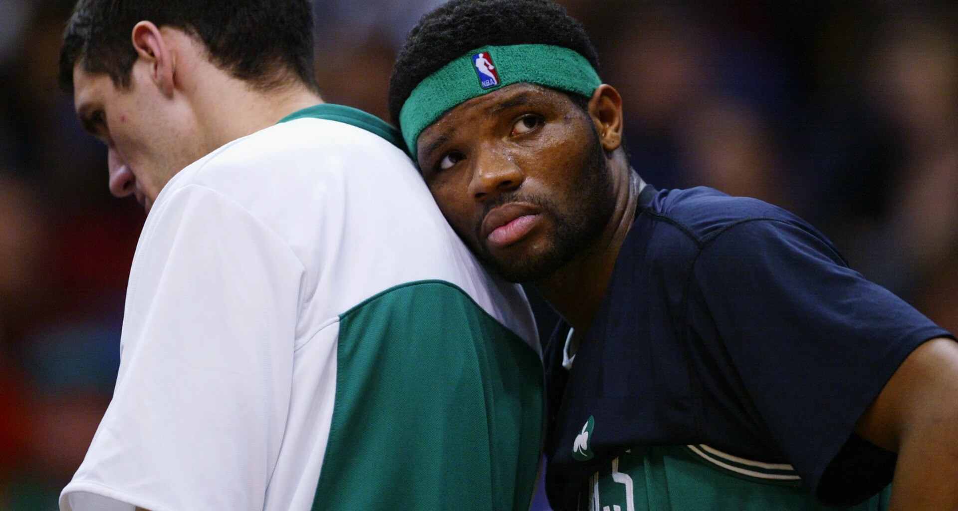 McCarty, DeClercq born; Saunders traded; Kite cut