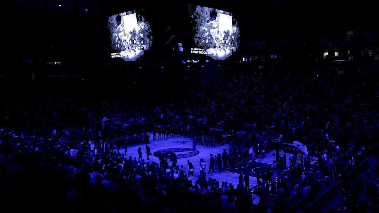 Wolves hold moment of silence for woman killed by ICE officer