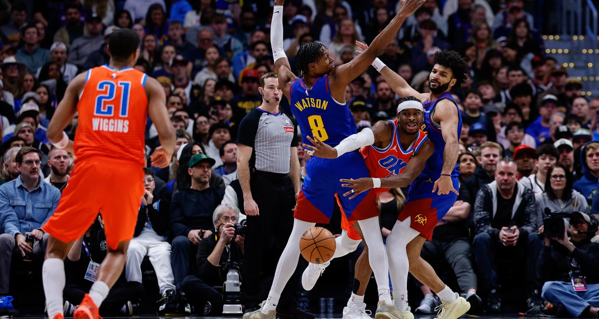 Best images from Thunder's 121-111 win over Nuggets