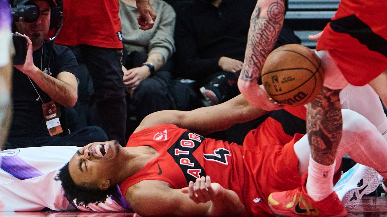 RJ Barrett scores 21 points in the Raptors' 107-100 victory over the Jazz