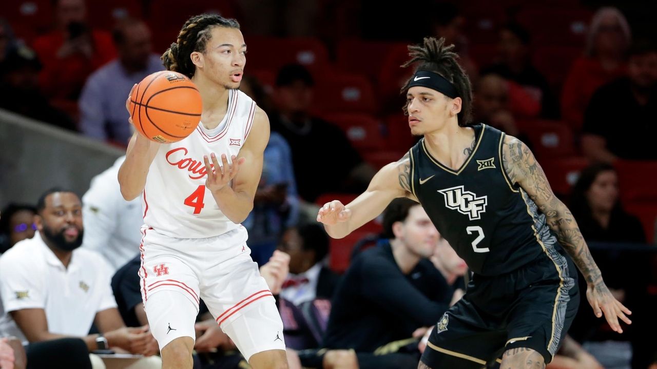 Kingston Flemings leads No. 8 Houston to a 79-55 victory over UCF