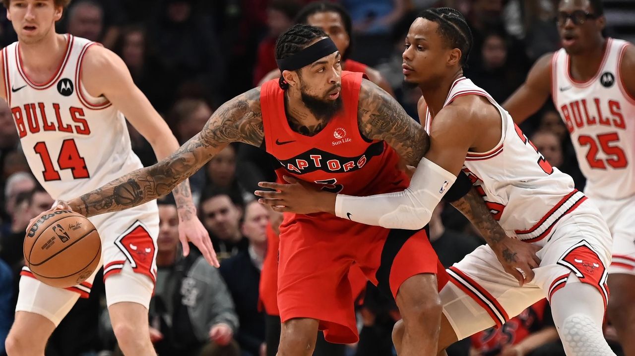Brandon Ingram scores 33 points as Raptors beat new-look Bulls 123-107