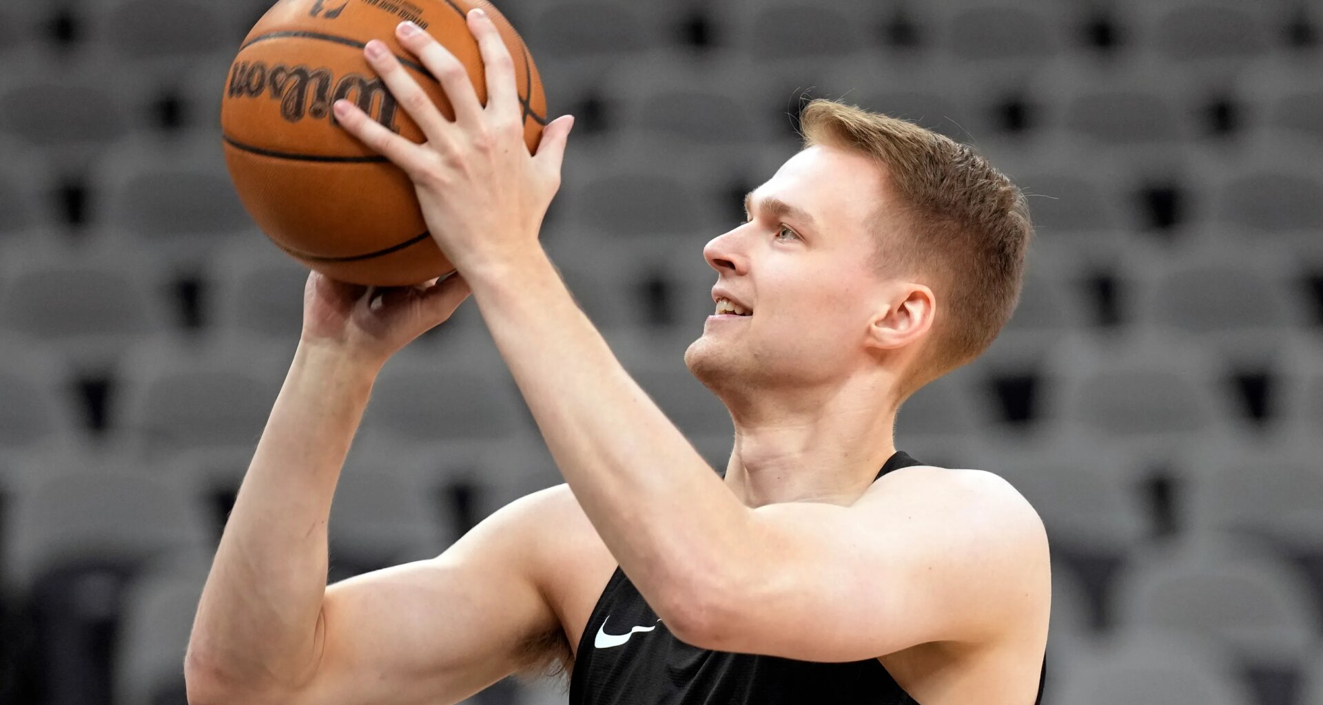 OKC Thunder make change with final two-way spot