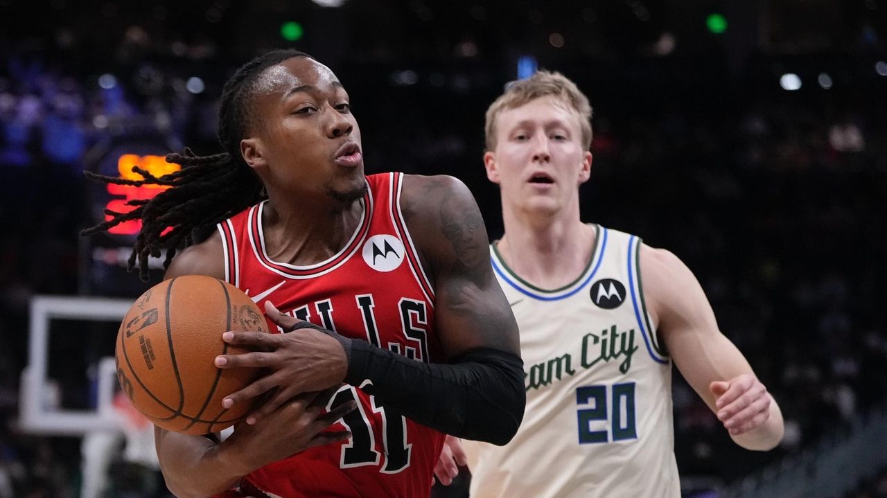 Timberwolves welcome former Bulls guard Ayo Dosunmu to rotation after trade