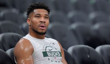 Bucks' Rivers: Giannis 'getting close,' will play when healthy