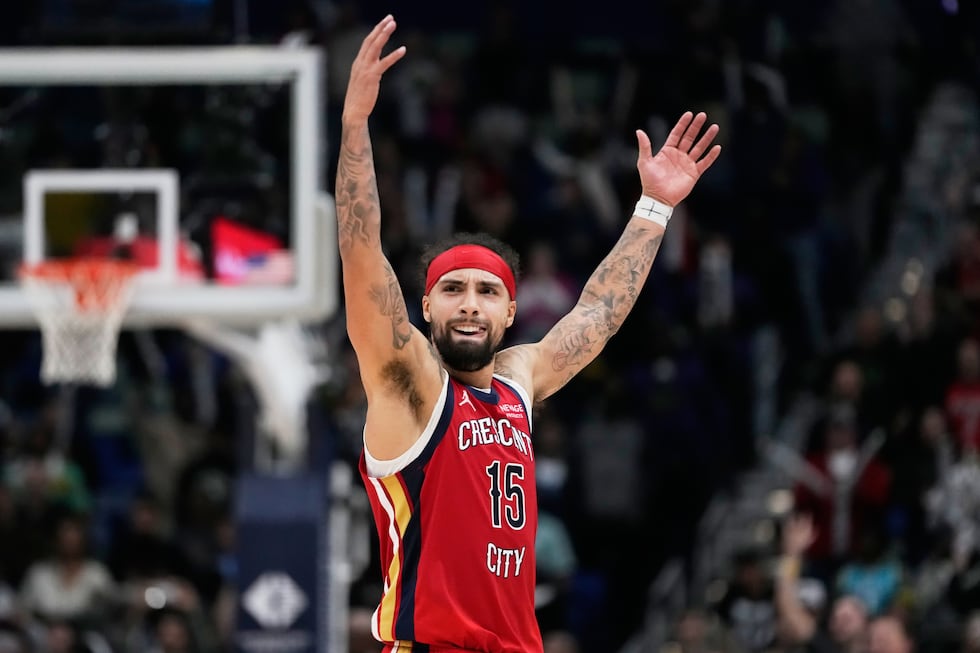 New Orleans Pelicans guard Jose Alvarado (15) reacts in the final seconds of the second half...