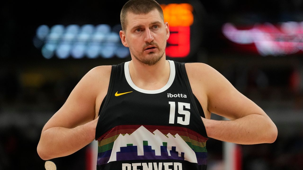 Nikola Jokic passes Oscar Robertson for 2nd most triple-doubles in NBA history