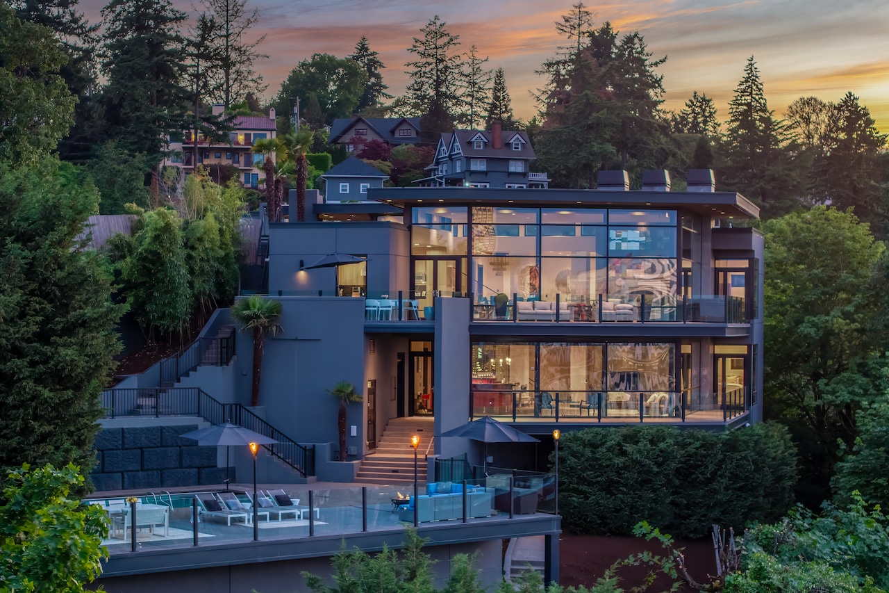 Evan Turner's former mansion - oregonlive.com