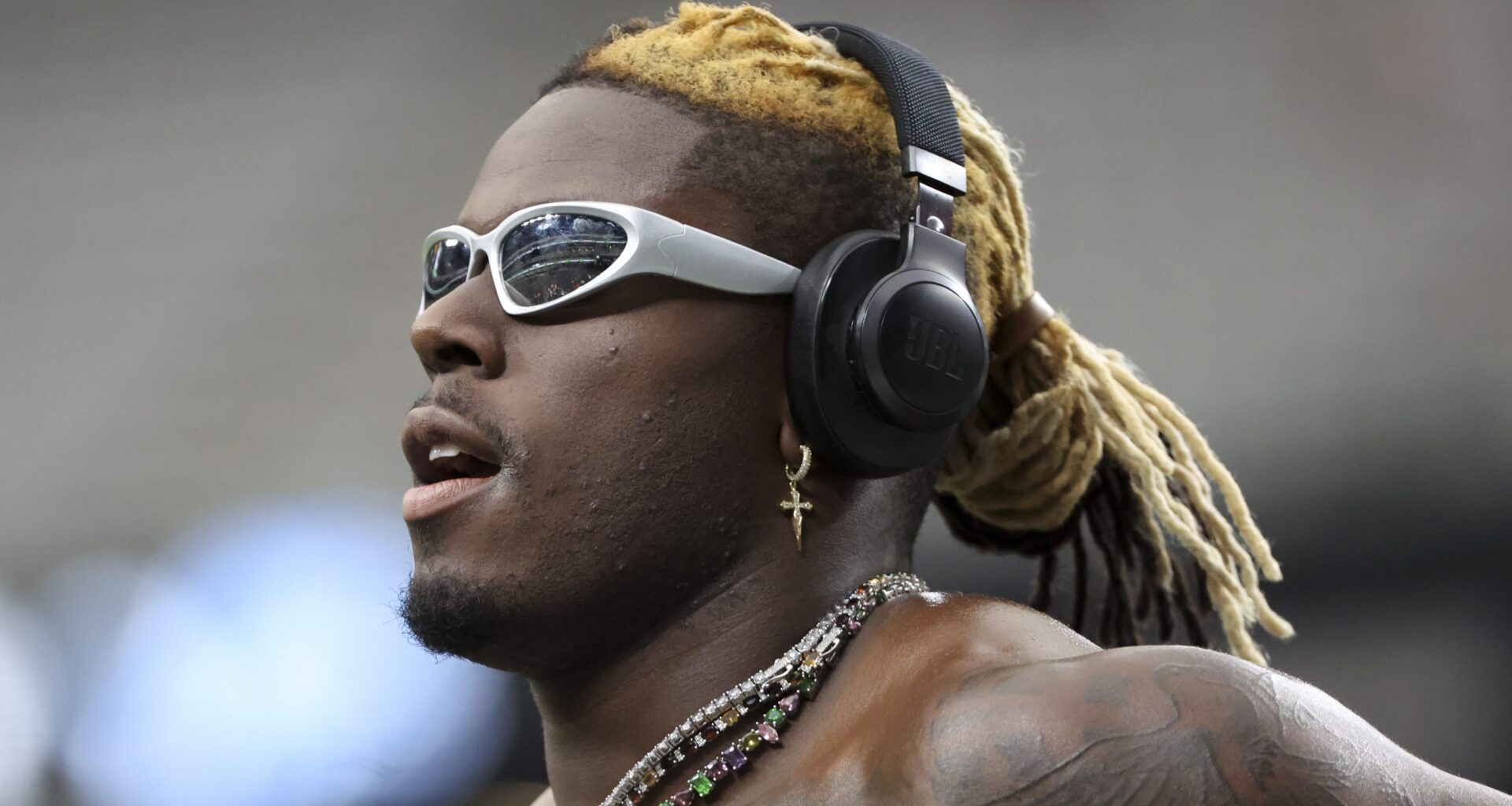 Broncos Linked to Browns’ David Njoku After Clear Message