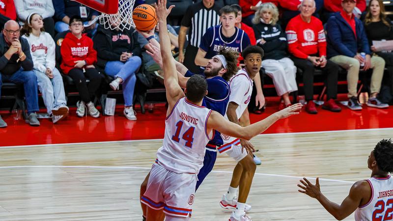 Men's Basketball Drops Heartbreaker in Overtime at Bradley
