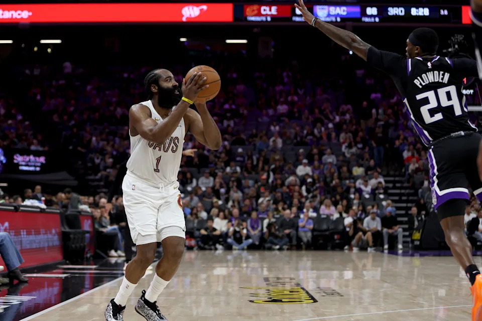 Cleveland Cavaliers guard James Harden (1) shoots the ball over Sacramento Kings guard-forward Daeqwon Plowden (29) on Feb. 7, 2026, in Sacramento, California.