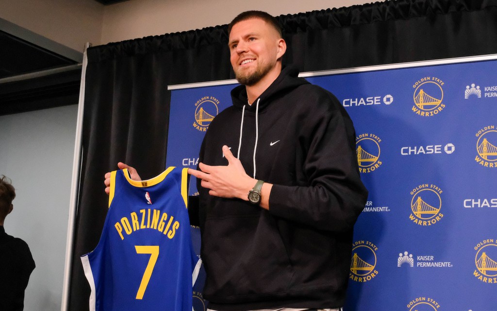 Kristaps Porzingis Warriors injury update: New Warrior practices