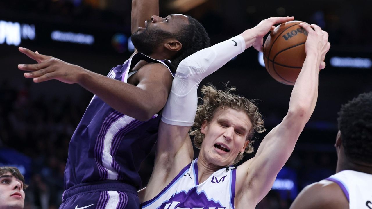 Jaren Jackson Jr. scores 23 in home debut as Jazz deal the Kings their 14th straight loss