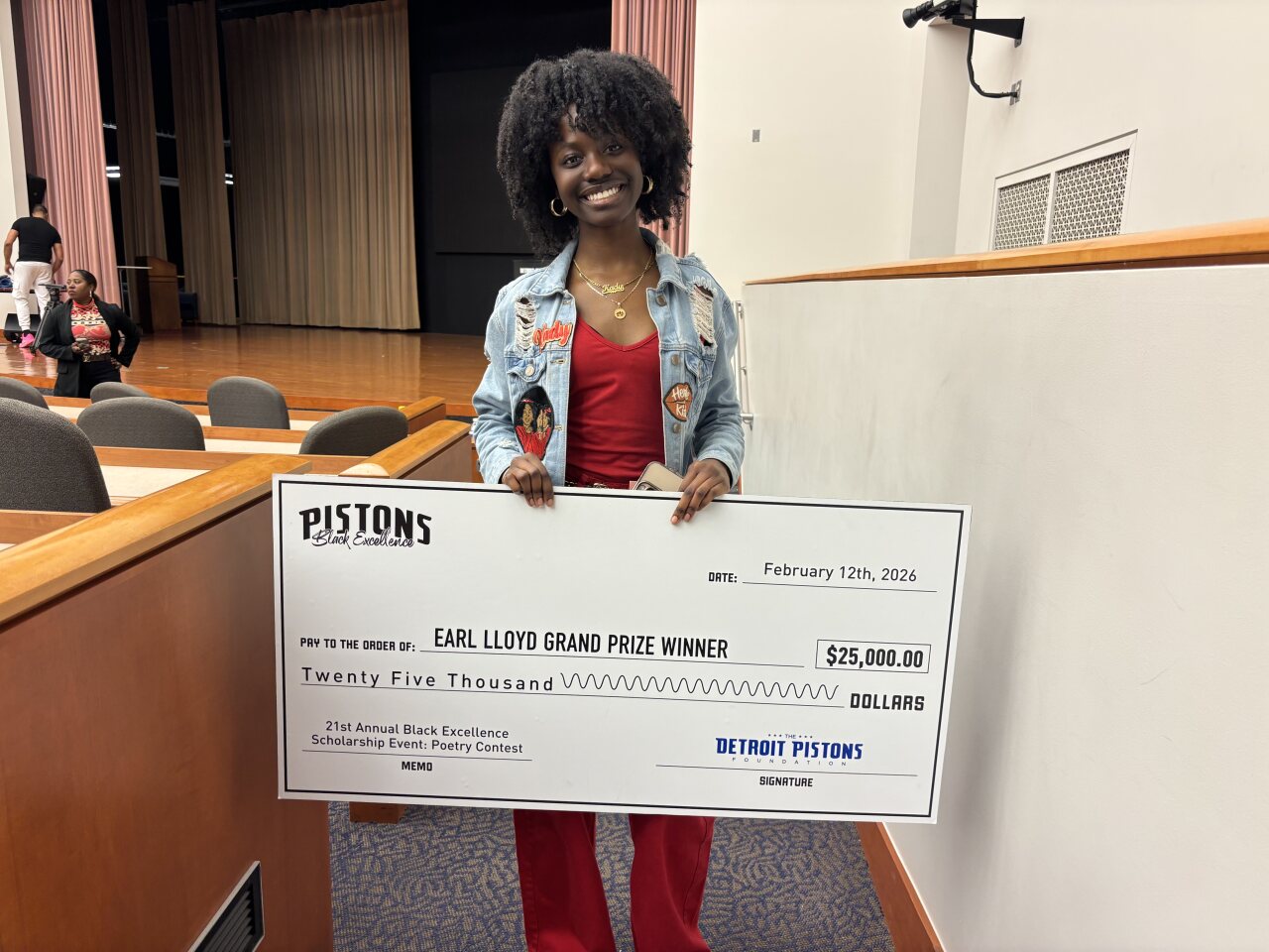 KADY ROBINSON-LARSOSA, SENIOR AT THE SCHOOL AT MARYGROVE.jpg