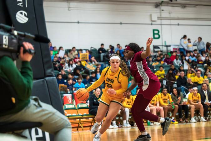 Saints Clinch MAAC Berth Despite Road Setback at First-Place Quinnipiac