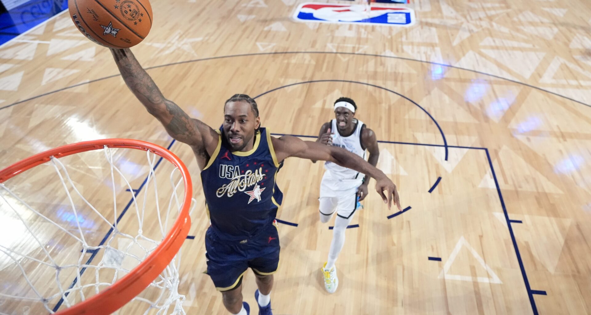 Clippers Forward Puts On Clinic In New All-Star Format