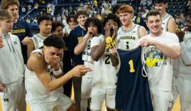 College basketball rankings: Coaches Poll top 25 sees Michigan become No. 1