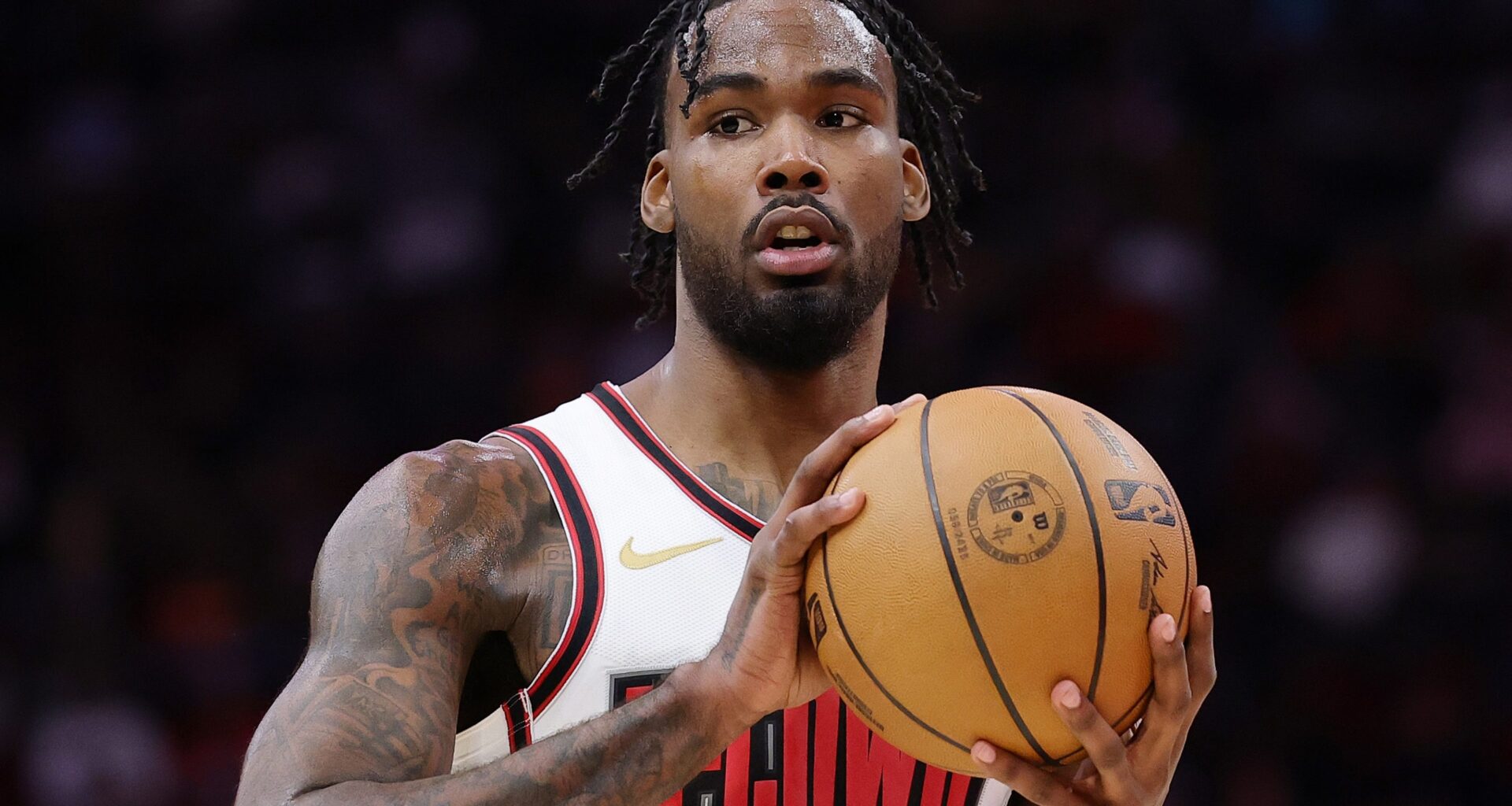 Lakers Set to Make Move for $100 Million Frontcourt Upgrade