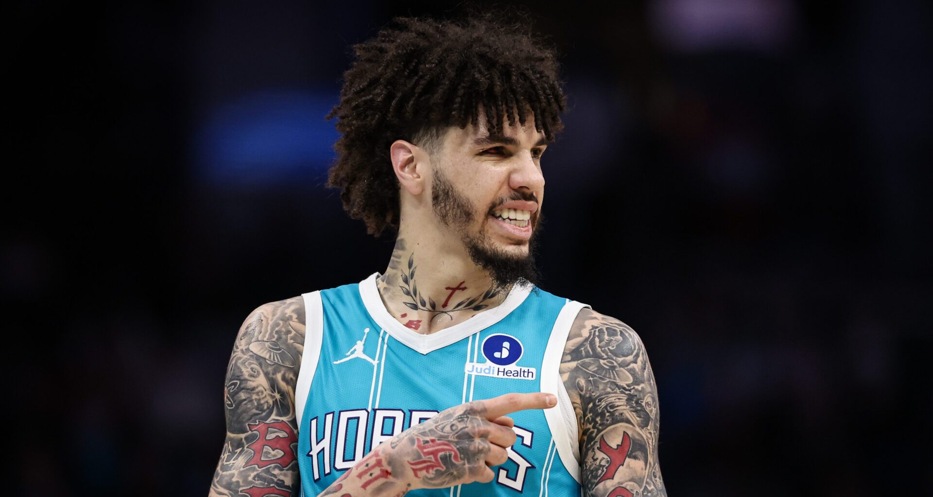 Hornets Star Guard LaMelo Ball Reacts to Viral Car Crash