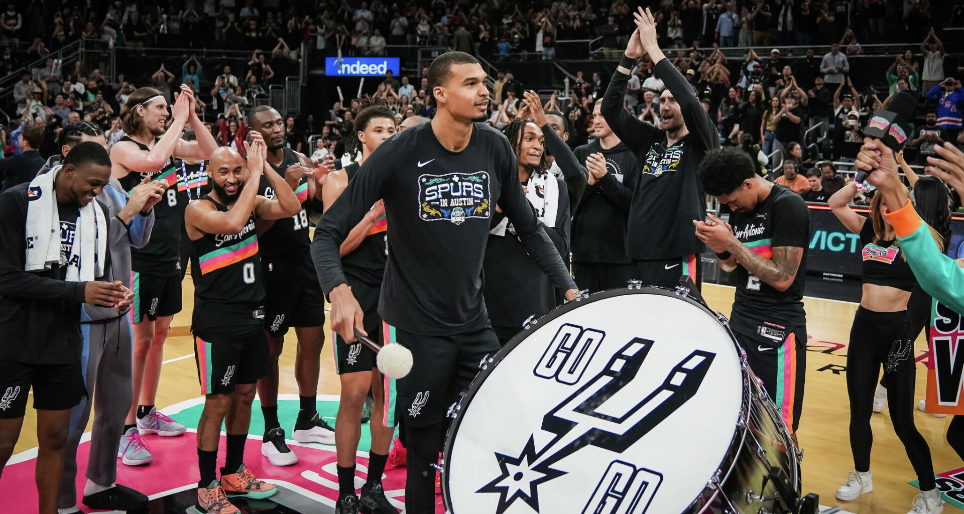 Spurs, Victor Wembanyama defeat Suns in return to Moody Center